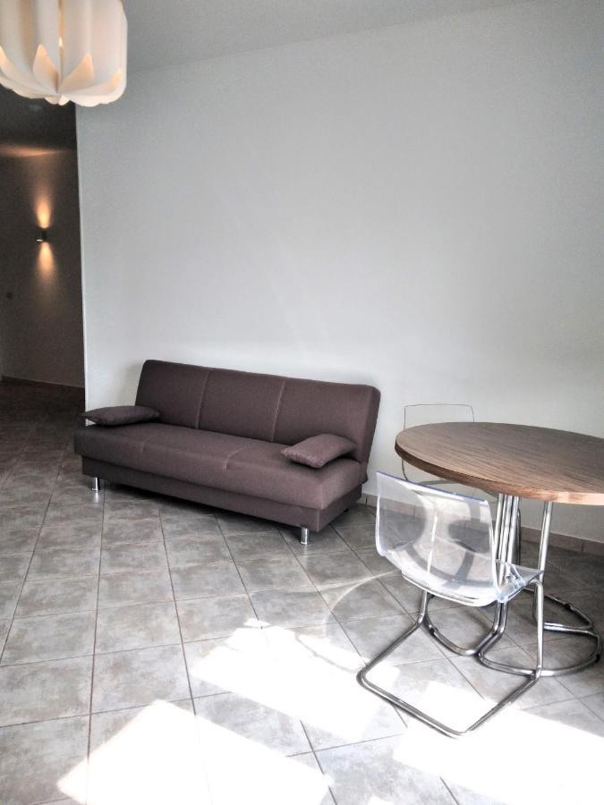 Spazioso Appartamento Parabiago Esterno foto