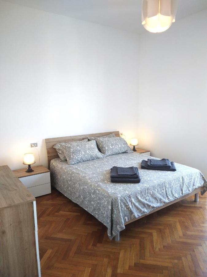 Spazioso Appartamento Parabiago Esterno foto